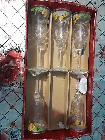 винные бутылки: Набор бокалов на высокой ножке, 6 штук, в фирменной коробке. - — 2