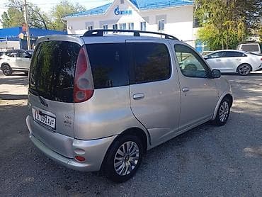 заз продажа: Toyota Yaris Verso: 2001 г., 1.5 л, Ручные, Бензин, Минивэн — 6