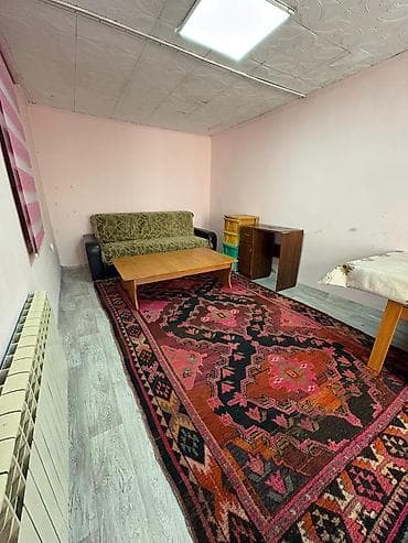 red centr: Сдаётся квартира Характеристики и планировка: - Один просторный зал — 3