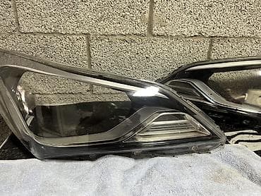 office 2013: Комплект передних фар Hyundai 2015 г., Б/у — 2