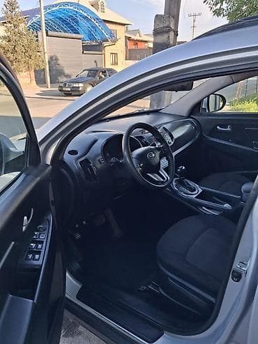 Транспорт: Kia Sportage: 2013 г., 2 л, Автомат, Дизель, Кроссовер — 5