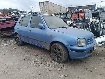 Продажа авто: Nissan March: 2001 г., 1.4 л, Автомат, Бензин, Хэтчбэк — 3