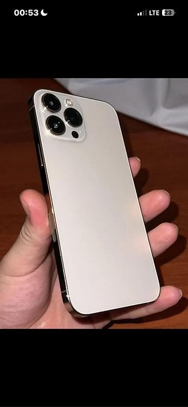 скупка эпл: Смартфон Apple iPhone (серия Pro) в светлом цвете. Особенности: - — 1