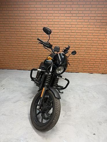 Классический мотоцикл 750 куб. см, Бензин, Взрослый — 1