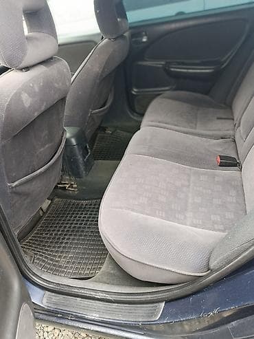 Продажа авто: Toyota Avensis: 2001 г., 1.8 л, Автомат, Бензин, Лифтбек — 5