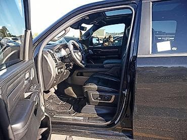 Транспорт: Авто в пути 🚗 RAM 1500 Limited 📍 Прогнозируемая дата прибытия в — 9