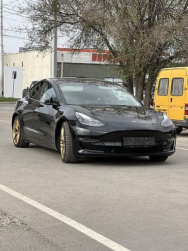 Tesla: Tesla Model Y: 2023 г., 5 л, Автомат, Электромобиль, Седан — 2