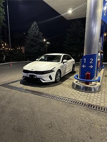 Продажа авто: Kia K5: 2021 г., 2 л, Автомат, Гибрид, Седан — 1