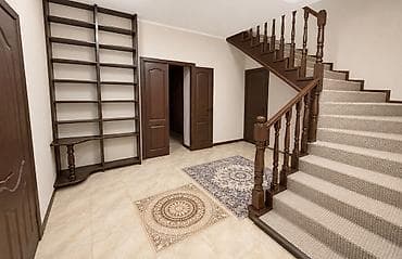 два санузла: 240 м², 5 комнат, Ак-Орго ж/м, Семейным — 1