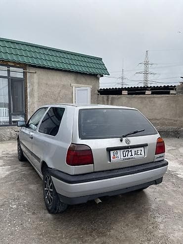 Продажа авто: Volkswagen Golf: 1995 г., Механика, Хэтчбэк — 2