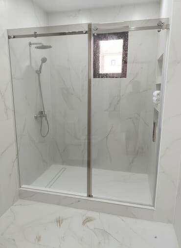 бу душ кабинка: Раздвижные стеклянные перегородки для душа и ванны - Система — 1