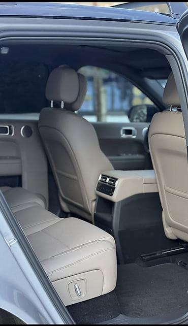 byd e3: Lixiang L7: 2025 г., Автомат, Гибрид, Кроссовер — 5