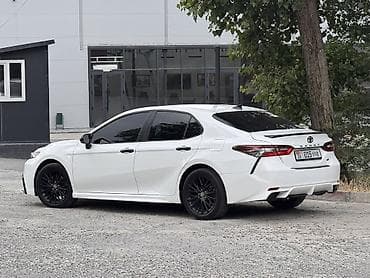 18000: Toyota Camry: 2021 г., 2.5 л, Автомат, Бензин, Седан — 3