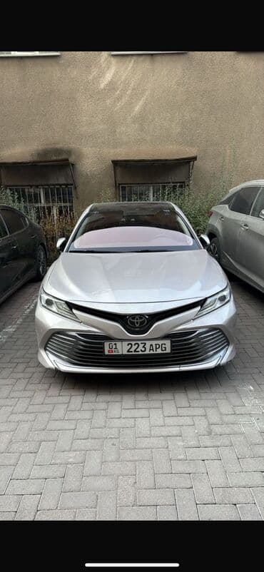 авто с последующим выкупом бишкек фит: Toyota Camry: 2018 г., 2 л, Автомат, Бензиновая, Седан — 3