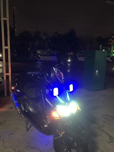 скутер 200: Тип скутера 175 куб. см, Бензин, Б/у — 5