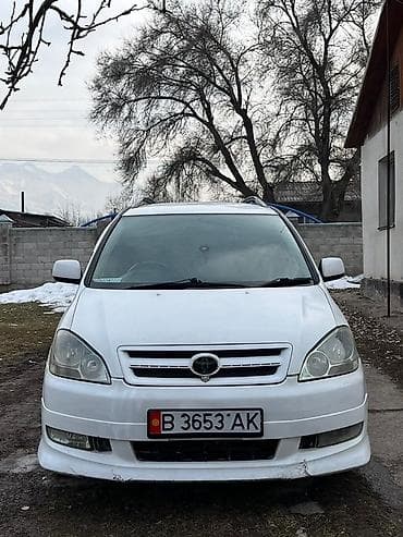 Продажа авто: Toyota Ipsum: 2002 г., 2.4 л, Автомат, Газ, Минивэн — 1