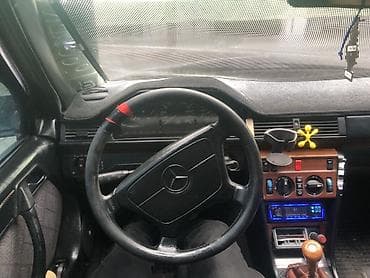 e star: Mercedes-Benz W124: 1994 г., 2.2 л, Механика, Бензин, Седан — 7
