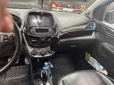 шевролет коптива: Chevrolet Spark: 2018 г., Автомат, Хэтчбэк — 3