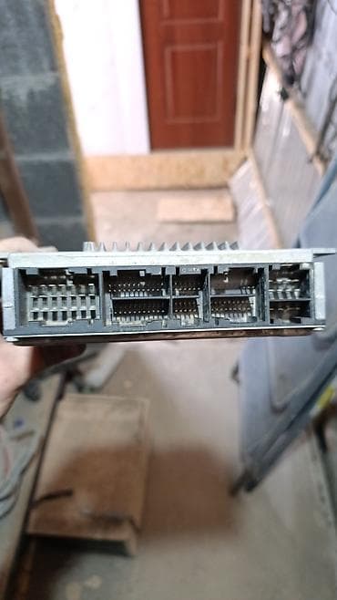 2 4 д: ЭБУ двигателя Mercedes-Benz/Bosch - Оригинальный блок управления — 2