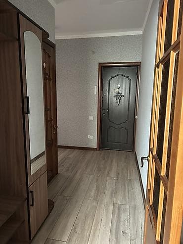 студия 1 комнатная квартира: 1 комната, Собственник — 4