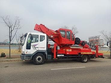 мойка зданий: Сдаю автовышку, 45 м, Долгосрочно — 2