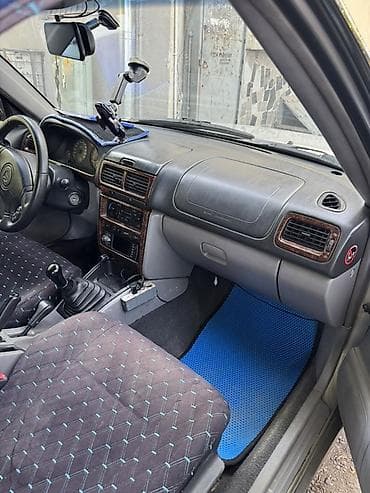 Продажа авто: Subaru Forester: 1999 г., 2 л, Механика, Бензин, Кроссовер — 3