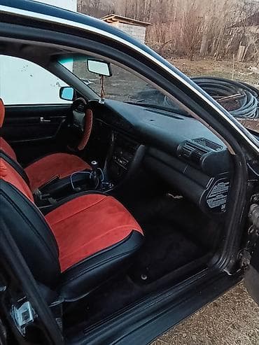 Audi: Audi A6: 1994 г., 2.6 л, Механика, Бензин, Седан — 3