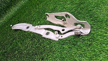 x5 2003: Петля крышки багажника L Е90 7 060 627 Год 2006 В отличном — 3