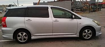 Toyota WISH: 2003 г., 1.8 л, Автомат, Бензин, Минивэн