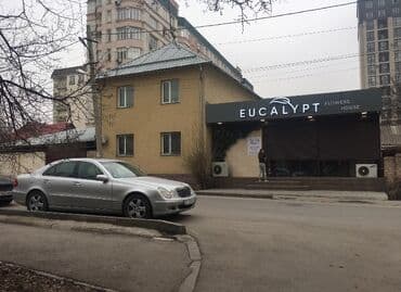 дом на иссык куле: Дом, 120 м², 6 комнат, Собственник — 3