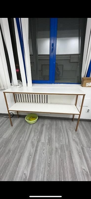 Консольный стол с открытой полкой - Тип: узкая консоль/приставной