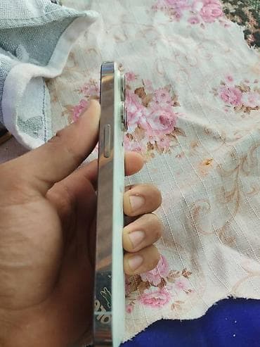 techno spark 7: IPhone 15 Pro, Белый — 1