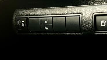 крутые машины: Toyota Corolla: 2020 г., 1.8 л, Вариатор, Гибрид, Седан — 7