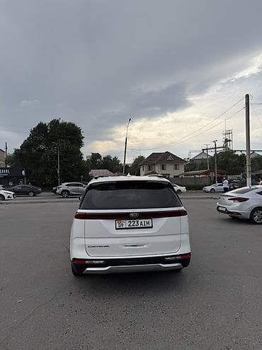 Продажа авто: Kia Carnival: 2021 г., Минивэн — 3
