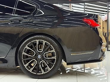 м бампера: BMW 7 series: 2021 г., 4.4 л, Автомат, Бензин, Седан — 6