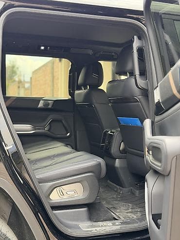 byd leopard 7 цена: BYD FangChengBao Leopard 8: 2025 г., 2 л, Автомат, Электромобиль, Внедорожник — 8