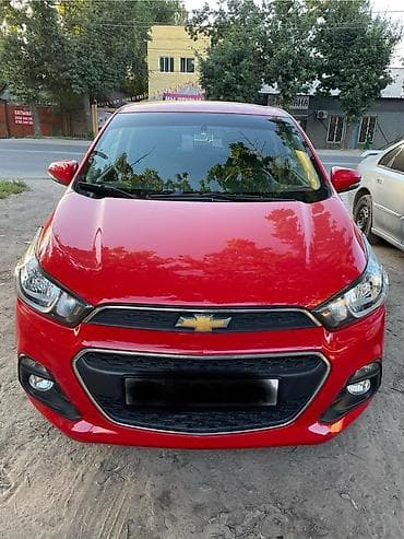 Chevrolet Spark: 2017 г., 1 л, Вариатор, Бензин, Хэтчбэк