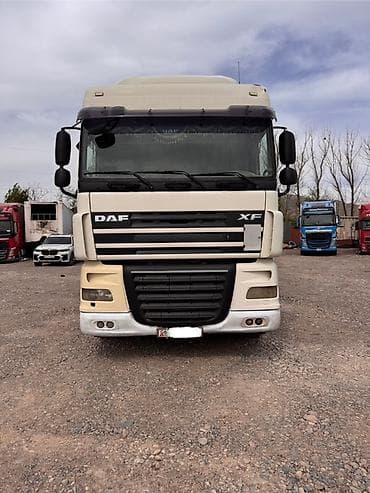 Сүйрөгүч, DAF, 2011 г., Тенттелген