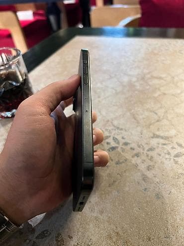 13 айфон про макс: IPhone 15 Pro Max, 256 ГБ, Black Titanium, Чехол, 84 % — 4