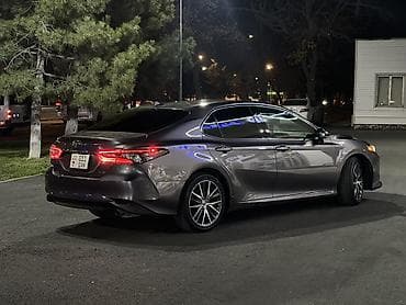 bmw e63: Toyota Camry: 2021 г., Автомат, Бензин, Седан — 3