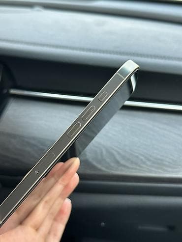 iphone 12 pri: IPhone 16 Pro, Б/у, 512 ГБ, Natural Titanium, Зарядное устройство, Защитное стекло, Чехол, 91 % — 4