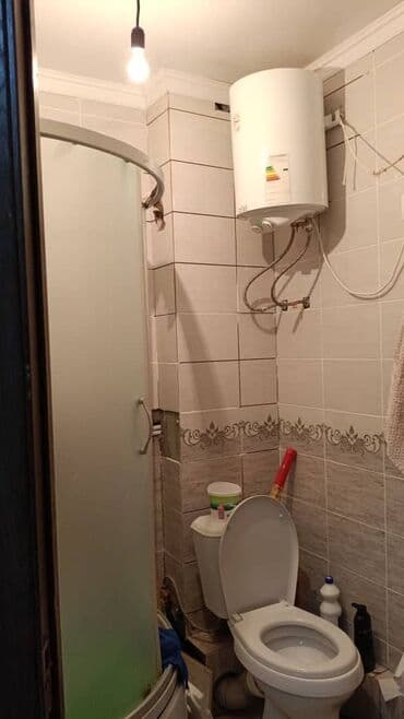 срочная продажа однокомнатных квартир: 1 комната, 34 м², Элитка, 3 этаж, Старый ремонт — 5