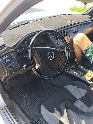 крыло на w210: Mercedes-Benz E-Class: 1996 г., 2.3 л, Автомат, Бензин, Седан — 6