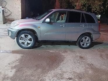 Toyota RAV4: 2001 г., 2 л, Механика, Бензин, Кроссовер — 4