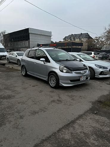пикап сурф: Honda Fit: 2001 г., Хэтчбэк — 4