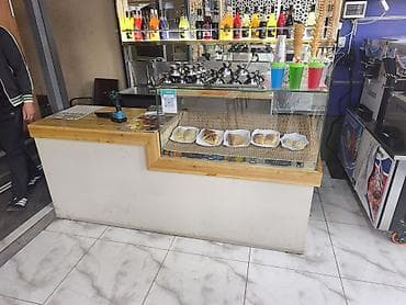 стол полка: Прилавок-стойка для кафе/фастфуда с витриной - Комплект: угловая — 1