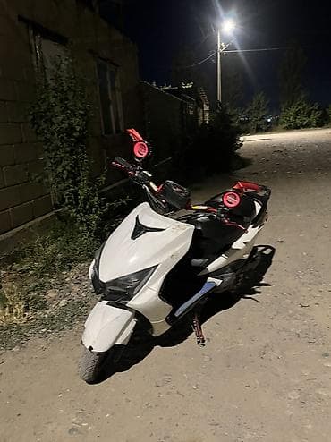 M8, 160 куб. см, Бензин, Б/у — 1