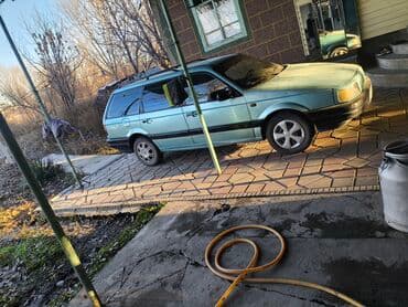 Volkswagen Passat Variant: 1992 г., 1.8 л, Механика, Бензин, Универсал at lalafo.kg Volkswagen Passat Variant: 1992 г., 1.8 л, Механика, Бензин, Универсал