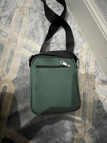 Классические сумки: Компактная наплечная сумка Lacoste - Цвет: тёмно‑зелёный корпус — 2