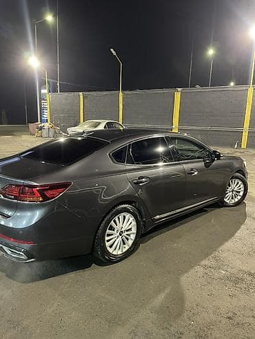 kia optima 2016: Kia Cadenza: 2020 г., Седан — 3